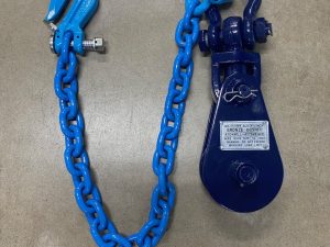 SNATCH BLOCK 4T W/CHAIN & TWIST LOCK